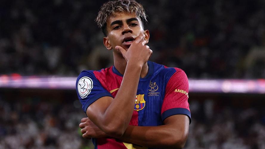 荷兰女国脚罗尔德公开谈论与女友恋情，两人曾因亲密照片受批评（荷兰女足国脚罗尔德谈与女友恋情：亲密合照曾惹争议）