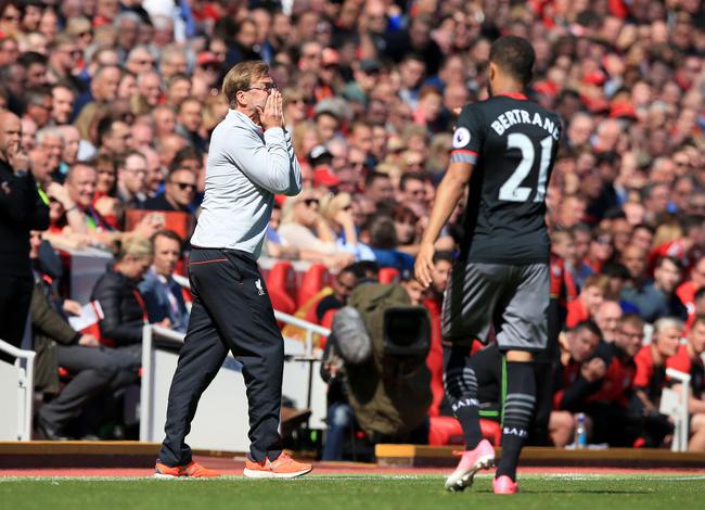 略伦特：若没被西班牙征召我也不难过；我现在享受品葡萄酒（略伦特：即便不入选西班牙队也坦然，如今正享受品葡萄酒的时光）